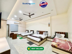 HOTEL AKAY GUEST HOUSE ! VARANASI Fully Air Conditioned Room with free wifi, Near Shri Kashi Vishwanath Temple and Ganga Ghat